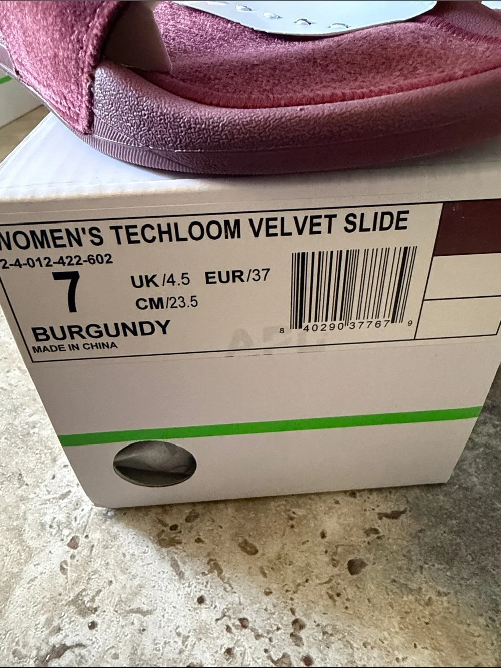 APL Women’s techloom burgundy velvet slide size 7